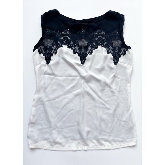 Worthington Tops - Women's White and Black Lace Whimsigoth Layering Tank Top Y2K Size Medium